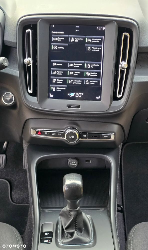 Volvo XC 40 D3 Momentum Core - 15