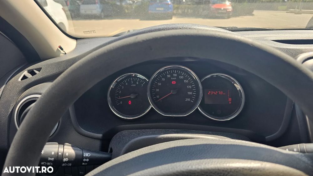Dacia Logan - 7