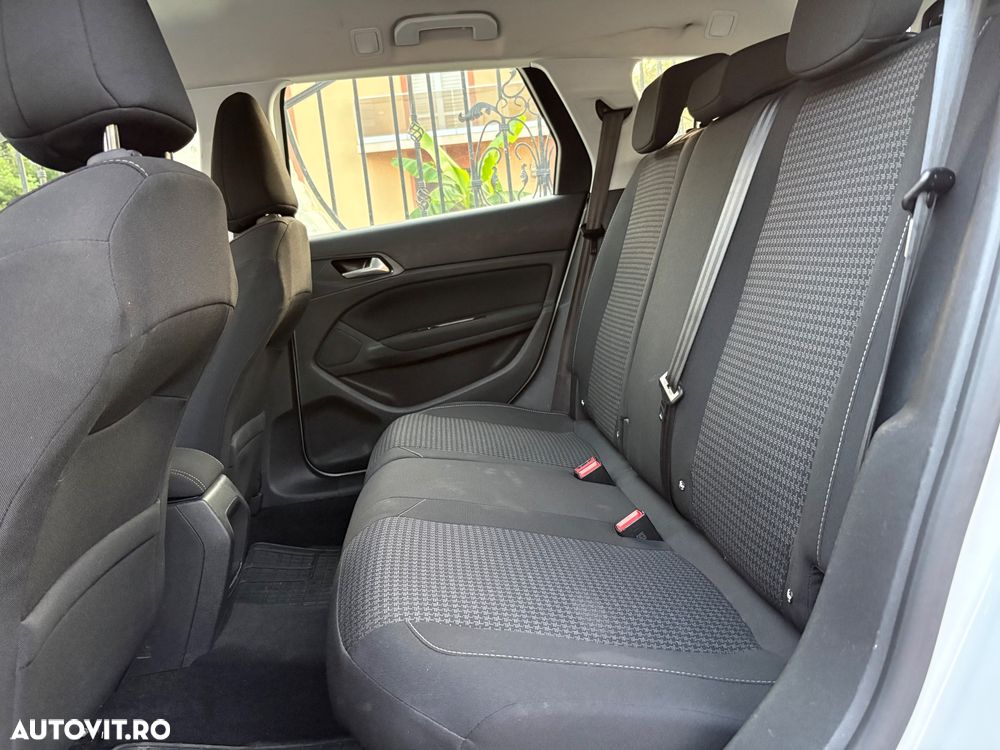 Peugeot 308 - 23