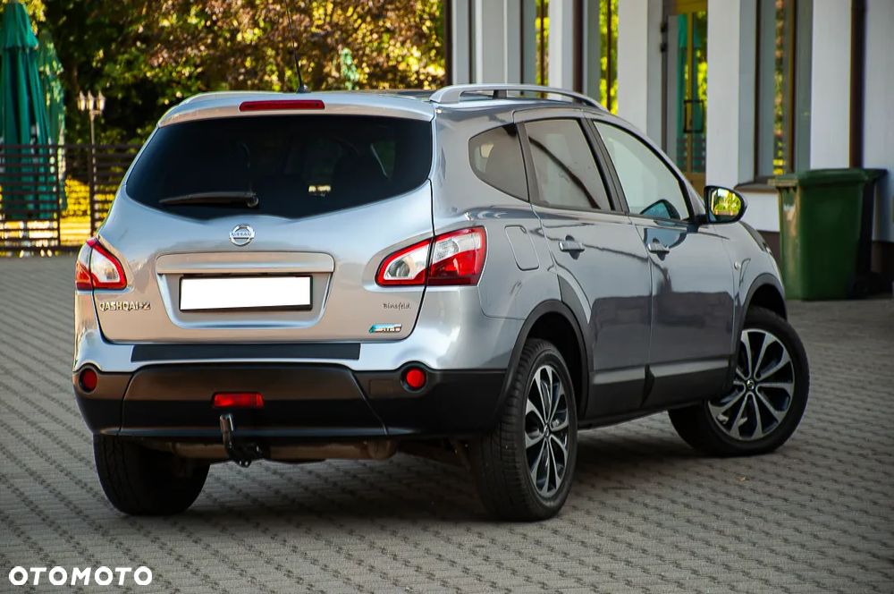 Nissan Qashqai+2 2.0 dCi DPF tekna - 11