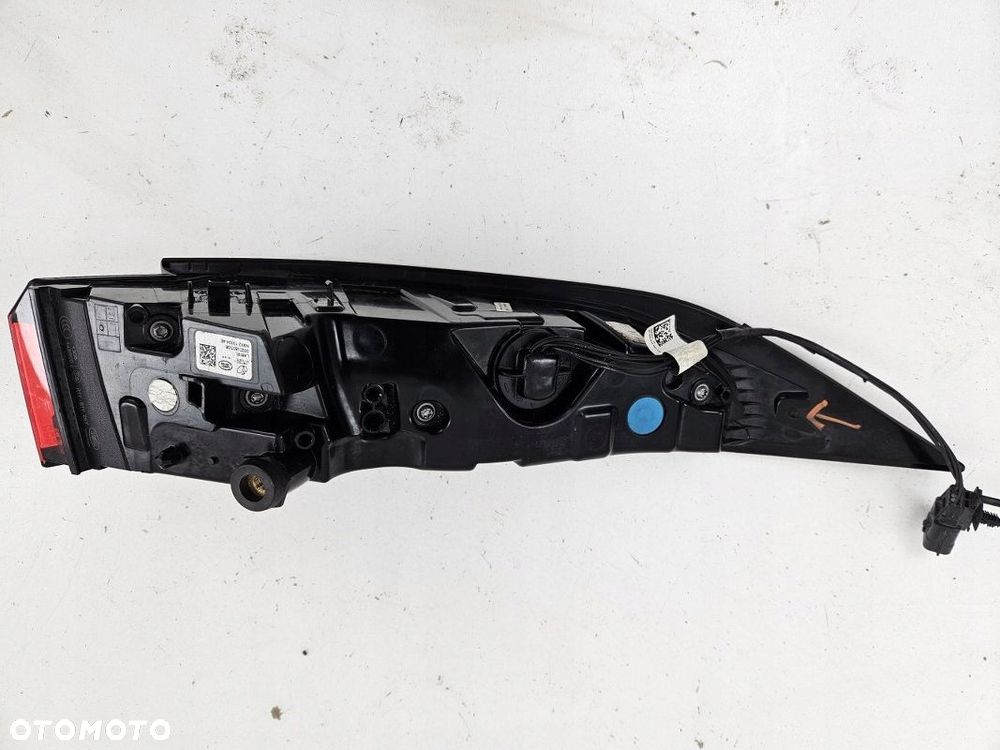 Range Rover Sport III L461 Lampa Tył Tylna Prawa 23 Lekko Uszkodzone Uszko - 2