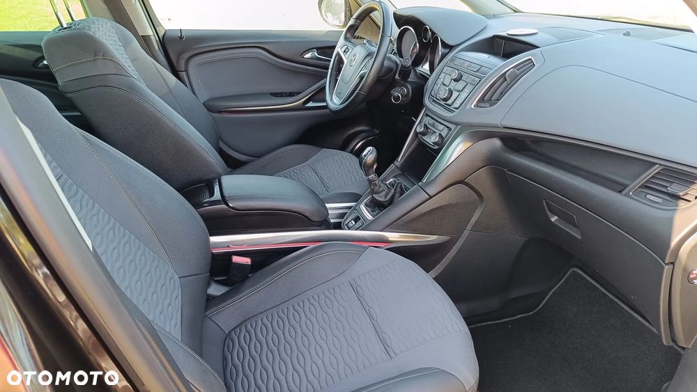 Opel Zafira Tourer 2.0 CDTI Edition - 12