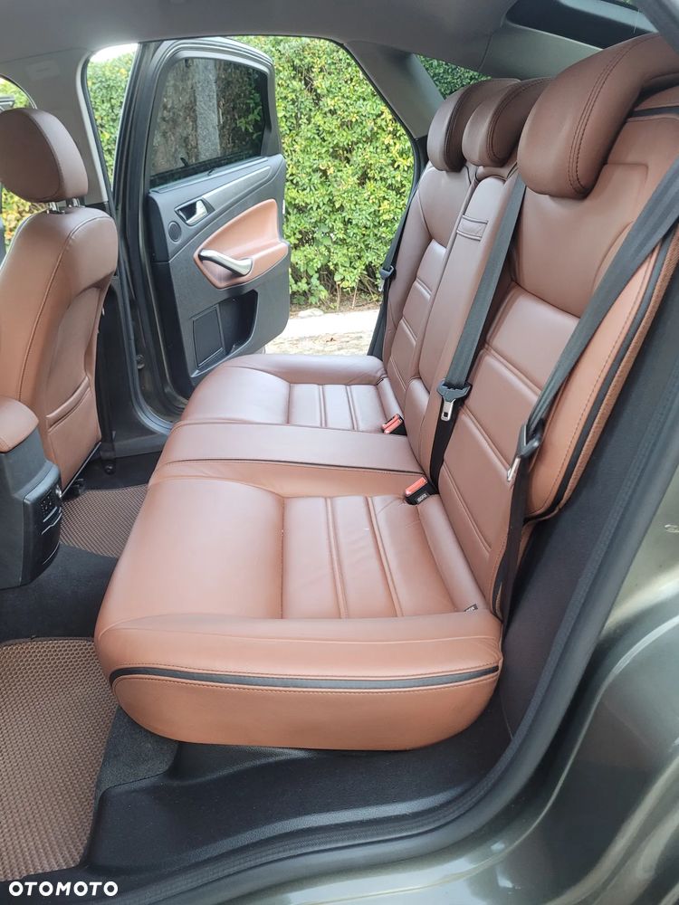 Ford Mondeo - 8