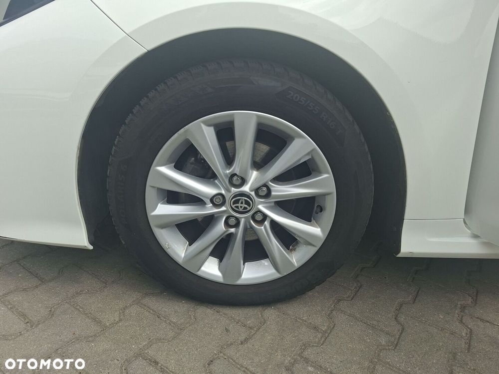 Toyota Corolla 1.8 Hybrid Comfort - 18