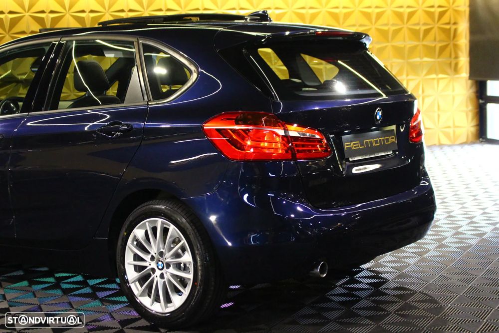 BMW 218 Active Tourer d Line Sport Auto - 12