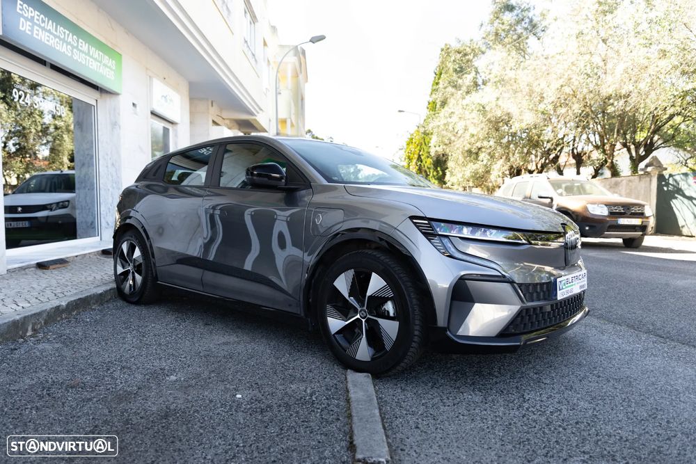 Renault Mégane E-Tech - 7