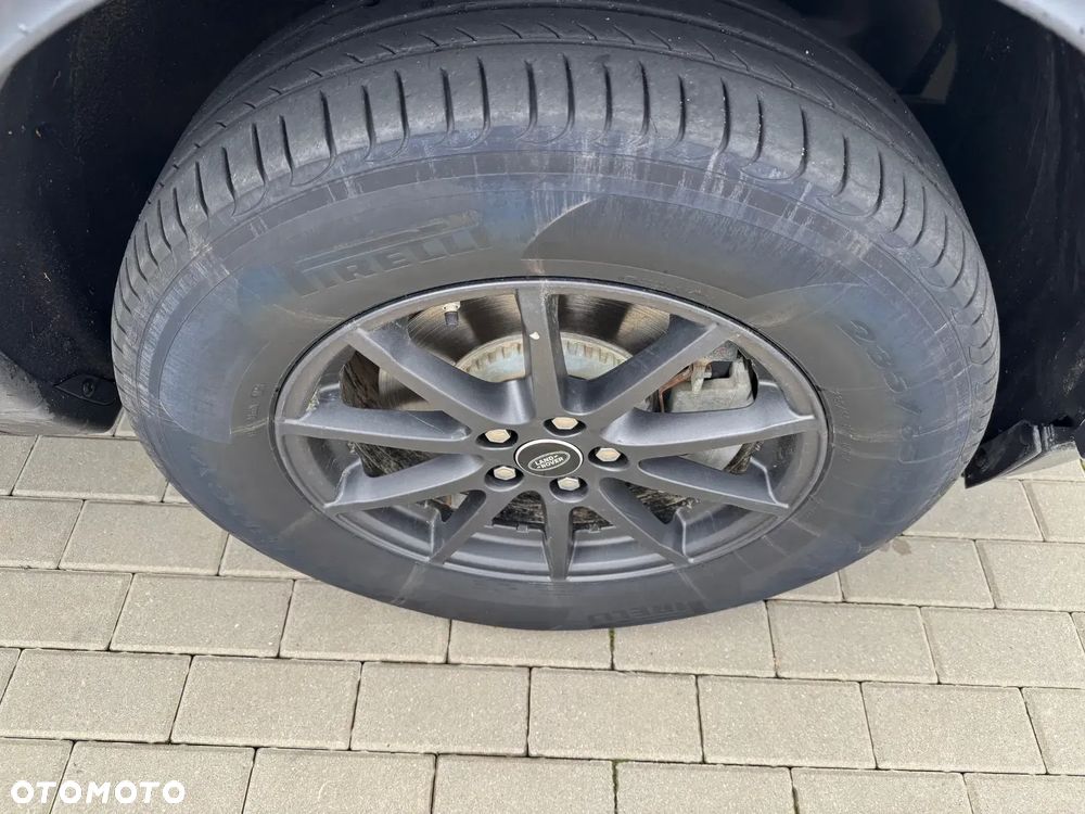 Land Rover Discovery Sport - 31