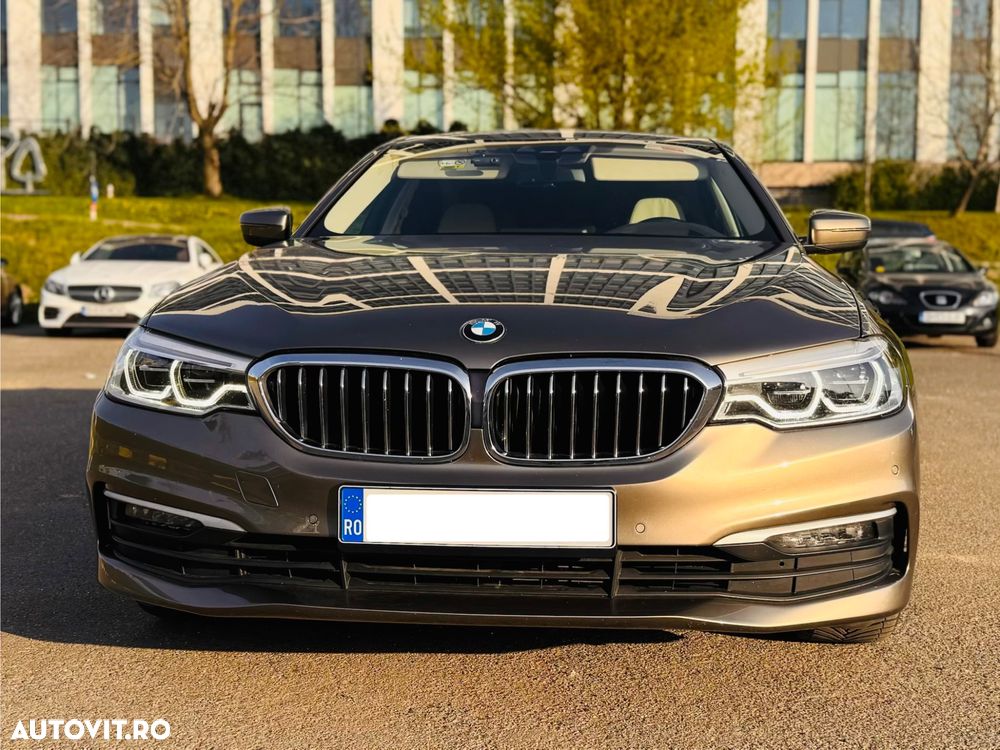 BMW Seria 5 530i Aut. - 1