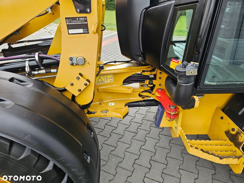 Caterpillar 906 M - 16
