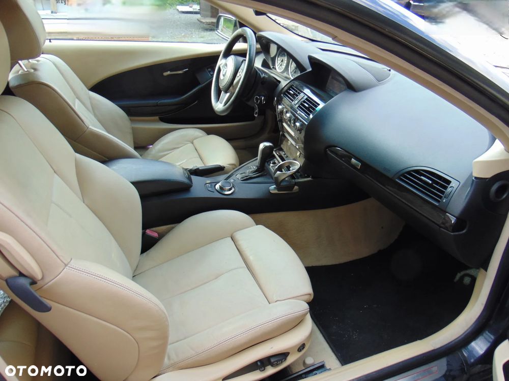 BMW Seria 6 630 i - 12