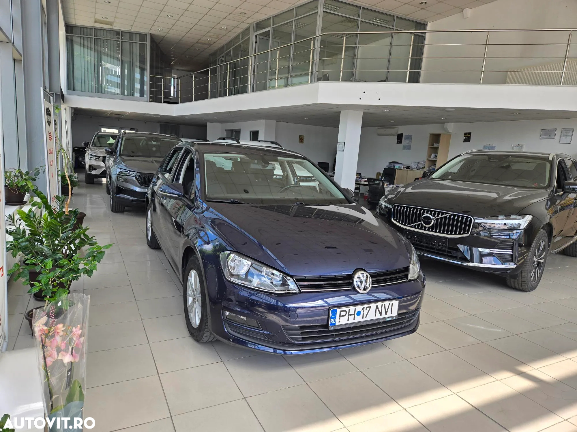 Volkswagen Golf 1.2 TSI BMT Comfortline - 22
