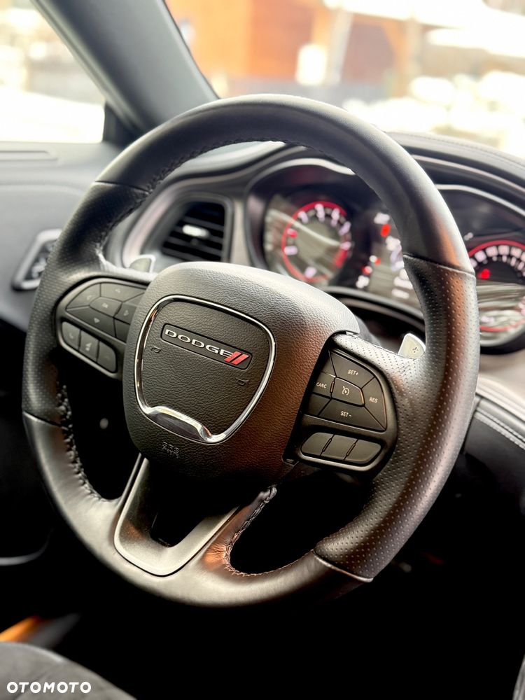 Dodge Challenger 3.6 GT AWD - 23