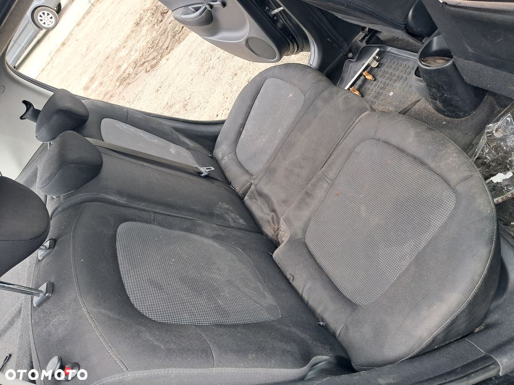 DAWCA CZĘŚCI HYUNDAI I20 I 2011 1.2 MPI 16V G4LA KL. FR - 16