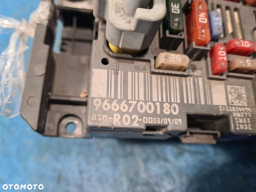 CITROEN C4 PICASSO 1.6 HDI MODUŁ BSM 9666700180 - 3