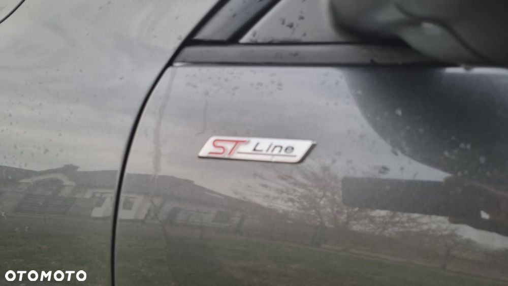 Ford Kuga 2.5 FHEV FWD ST-Line eCVT - 28