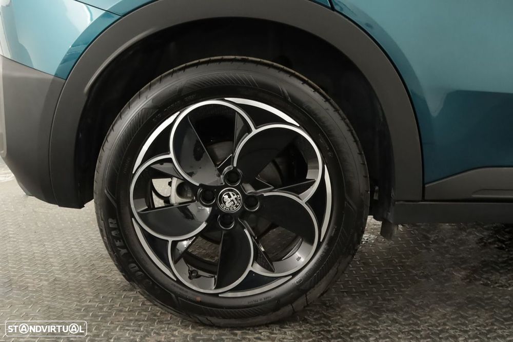 Alfa Romeo Junior Elletrica 50 kWh - 5