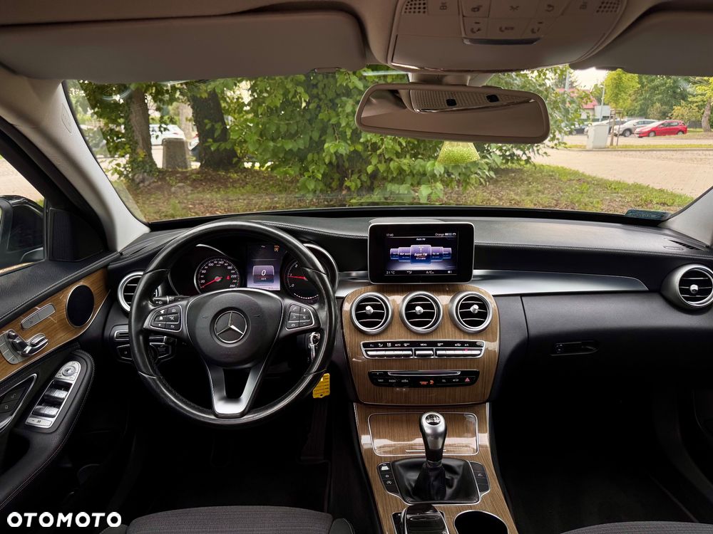 Mercedes-Benz Klasa C 180 (BlueTEC) d Avantgarde - 28
