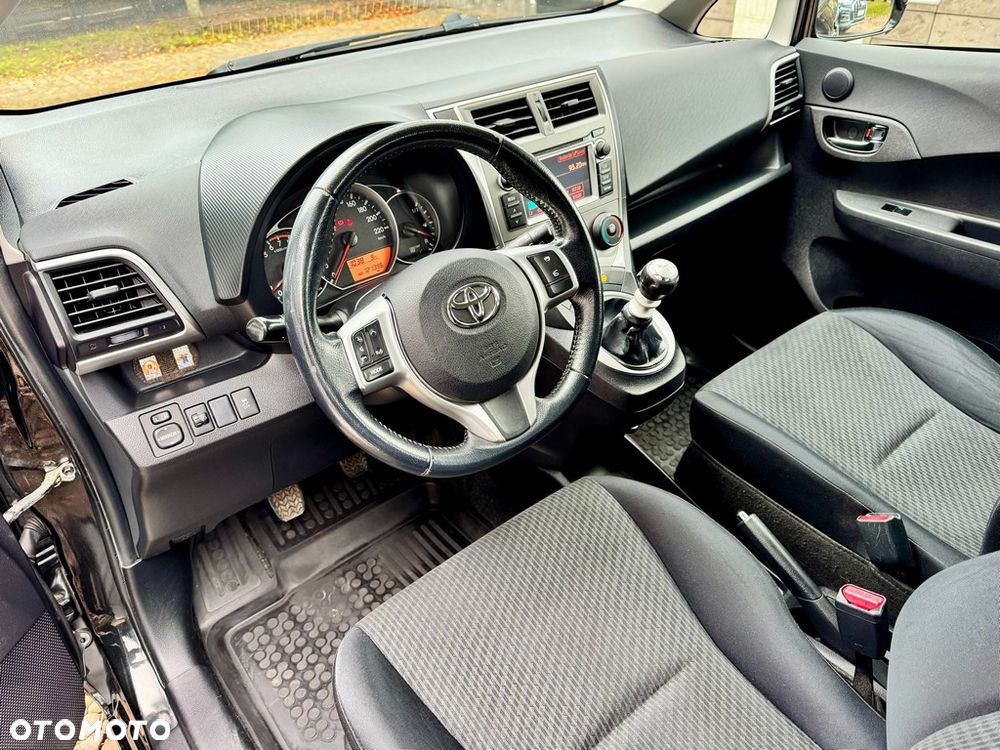 Toyota Verso S 1.33 VVT-i Comfort - 14