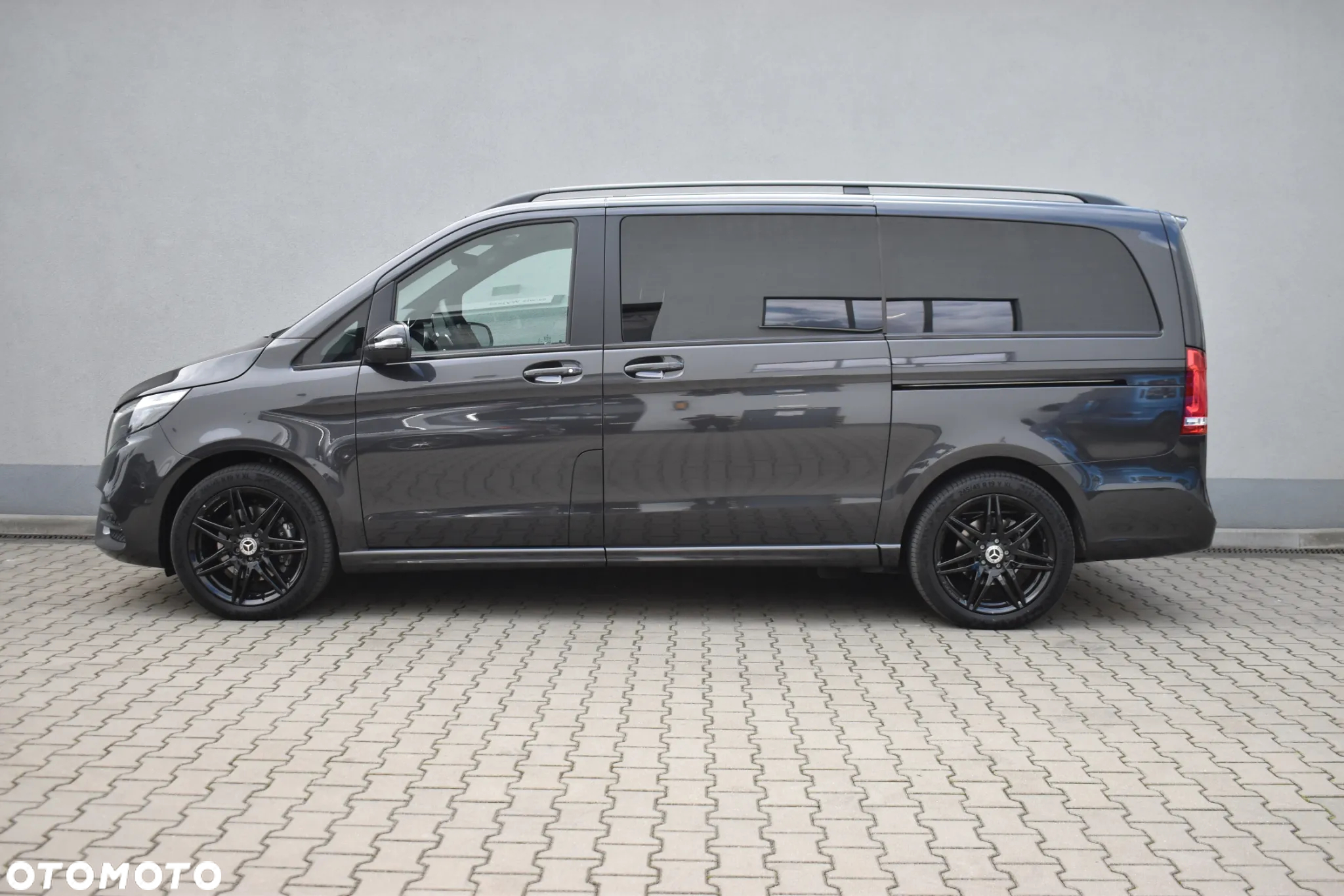 Mercedes-Benz Klasa V 300 d extralang 4Matic 9G-TRONIC Exclusive - 5
