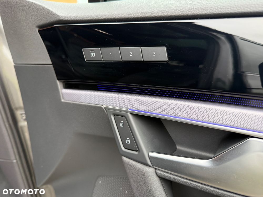 Volkswagen Touareg 3.0 V6 TDI SCR 4Motion Automatik R-Line - 20