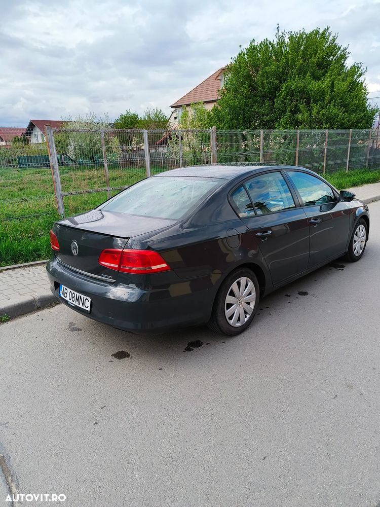 Volkswagen Passat 1.6 TDI BlueMotion - 8
