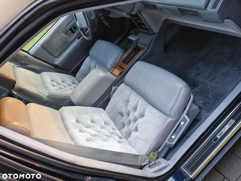 Cadillac Seville 4.9 STS - 17