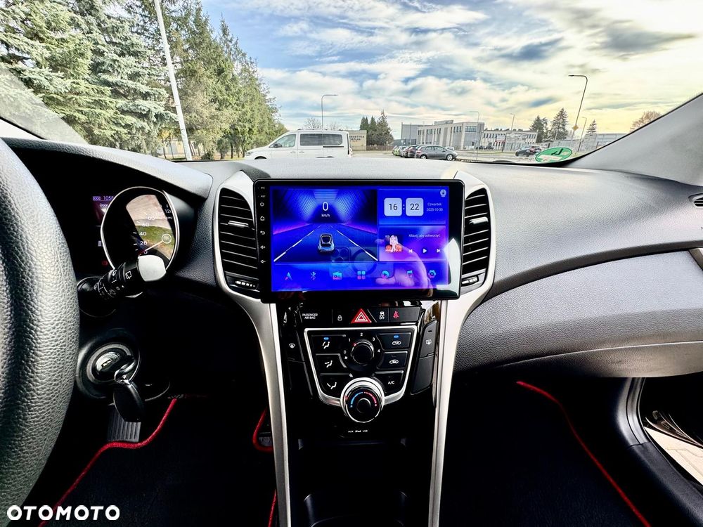 Hyundai i30 1.4 Premium - 14