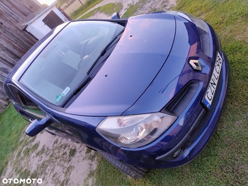 Renault Clio - 1
