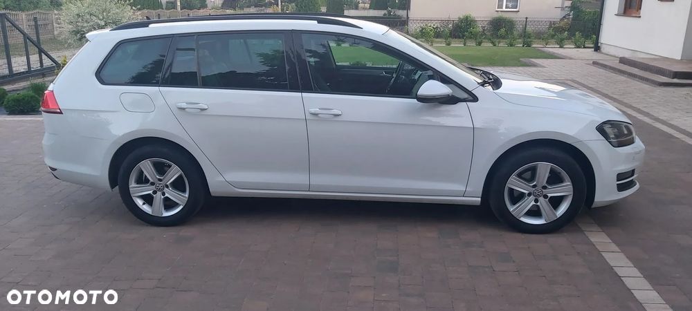 Volkswagen Golf 2.0 BlueTDI DSG Comfortline - 4