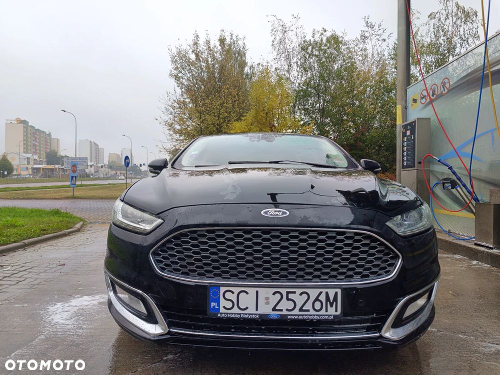 Ford Mondeo 2.0 Hybrid Vignale - 2