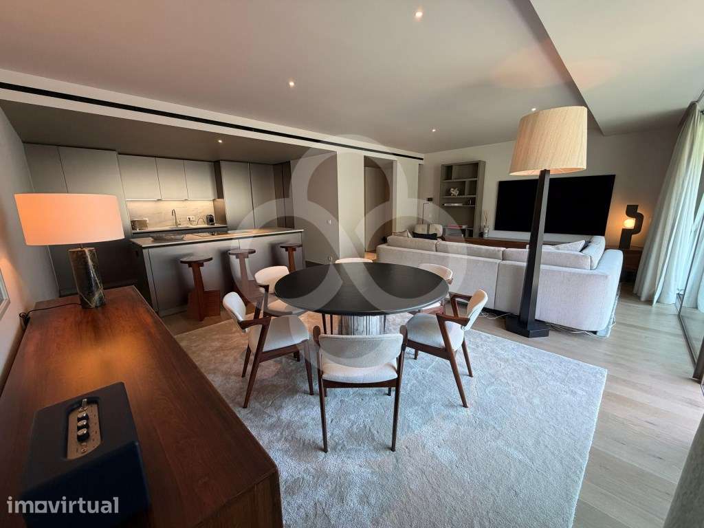 Apartamento T2 no icónico e impressionante edifício Nau em Lisboa - Grande imagem: 5/17