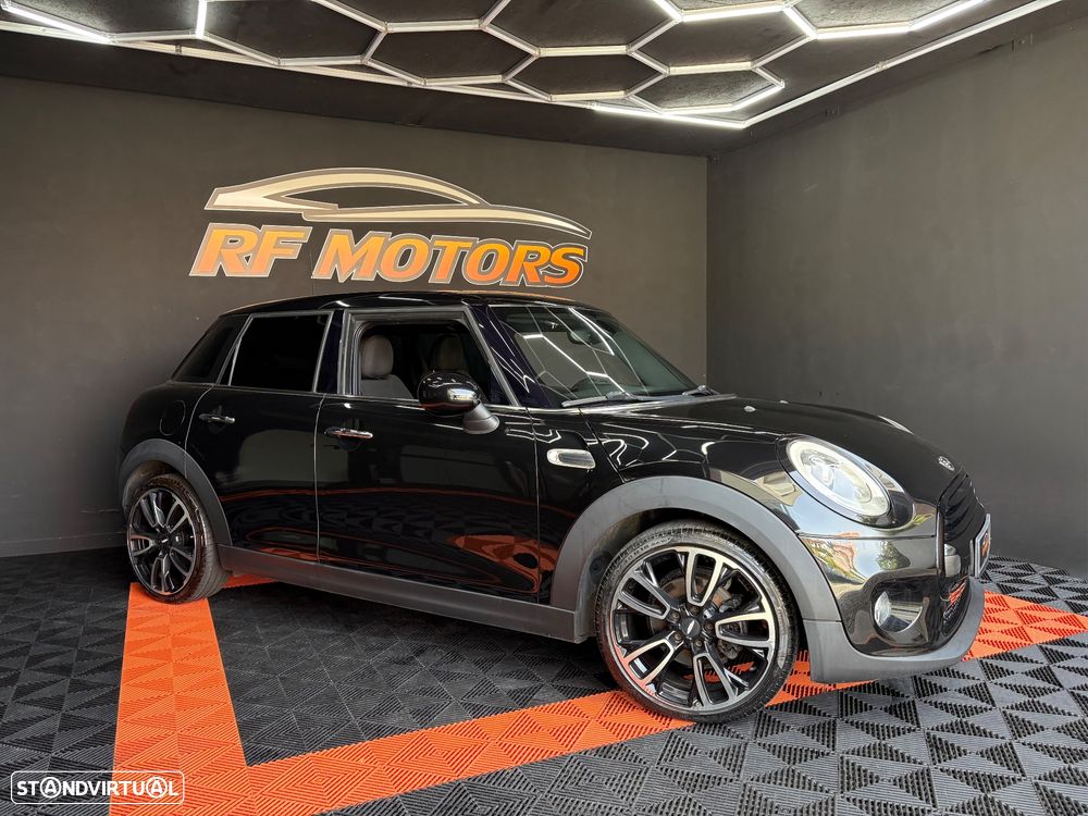 MINI 5 Portas Cooper D Aut. - 21