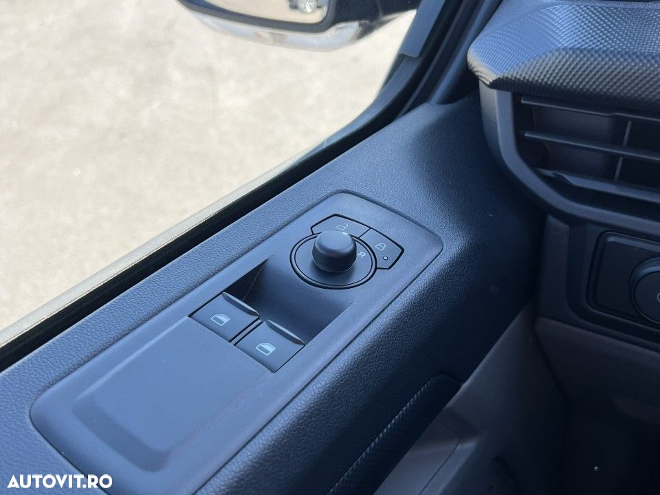 Ford Transit Custom - 23