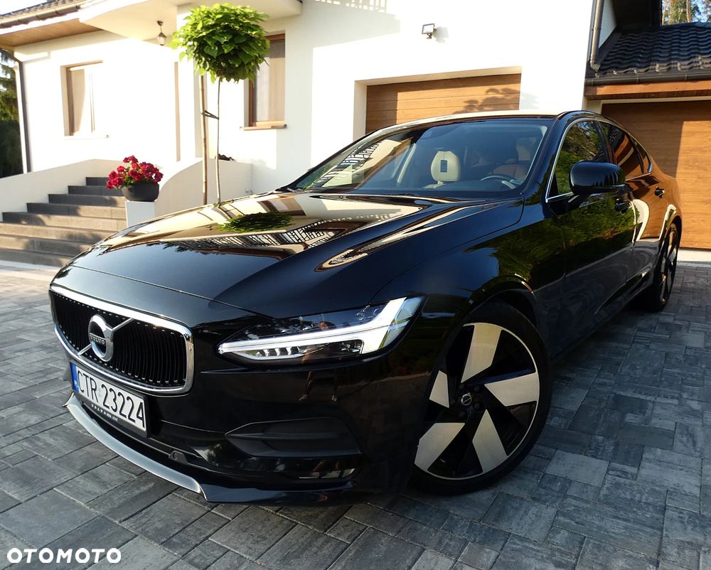 Volvo S90 D4 SCR Momentum Pro - 31
