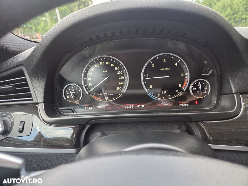 BMW Seria 5 ver-520d-efficientdynamics-edition - 8