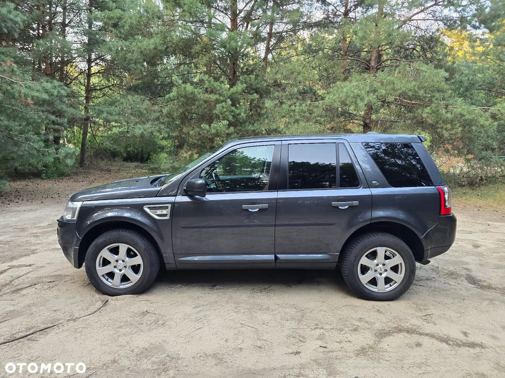 Land Rover Freelander SD4 HSE Luxury - 25