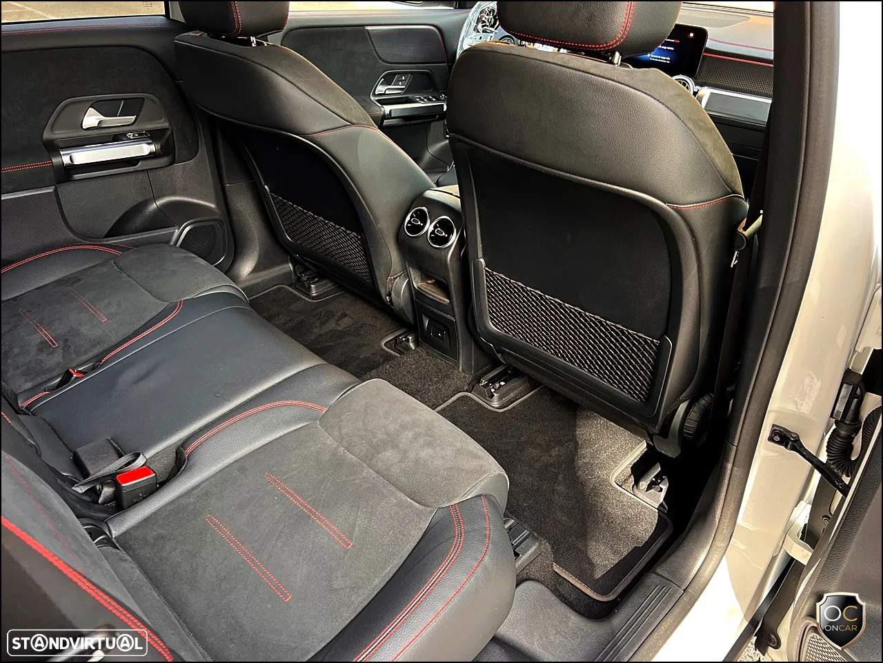 Mercedes-Benz EQB 300 4Matic AMG Line - 38