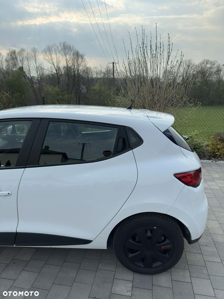 Renault Clio Energy dCi 90 Start & Stop LIMITED - 9