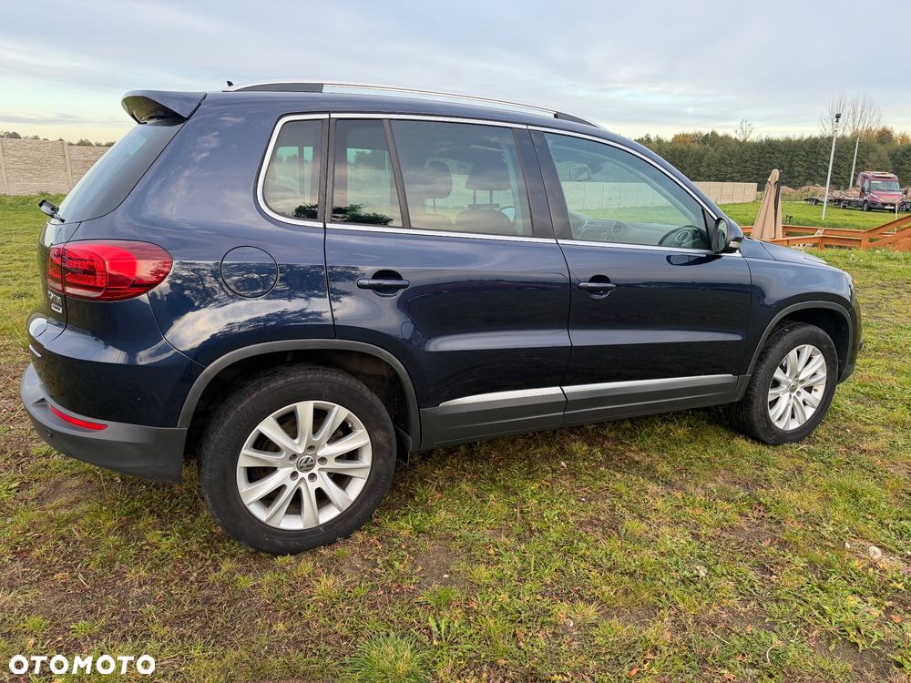 Volkswagen Tiguan - 11