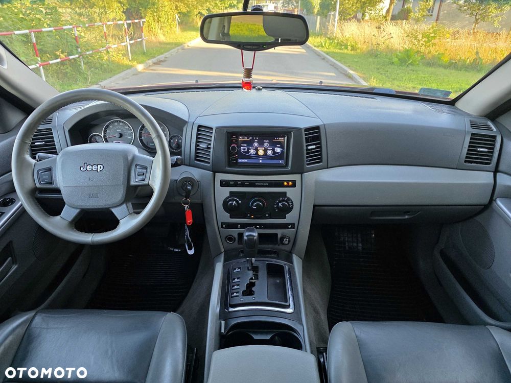 Jeep Grand Cherokee - 6