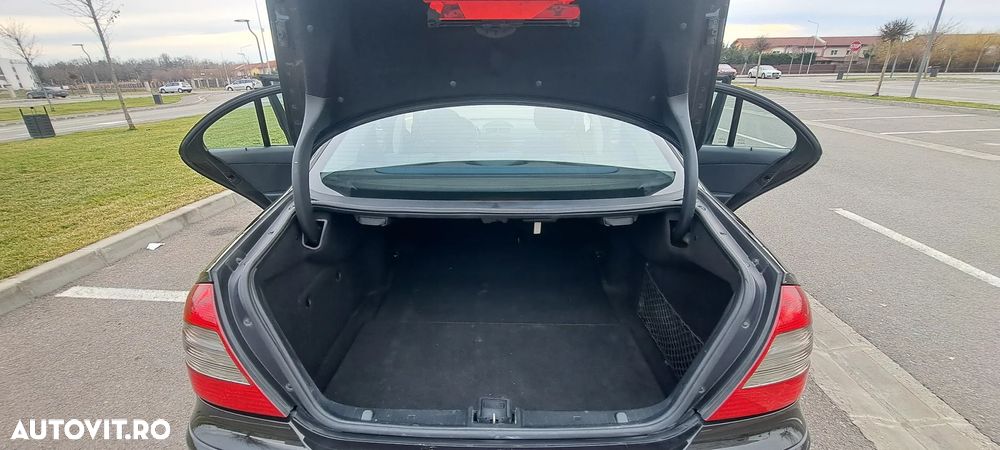 Mercedes-Benz E 220 CDI Automatik Elegance - 17