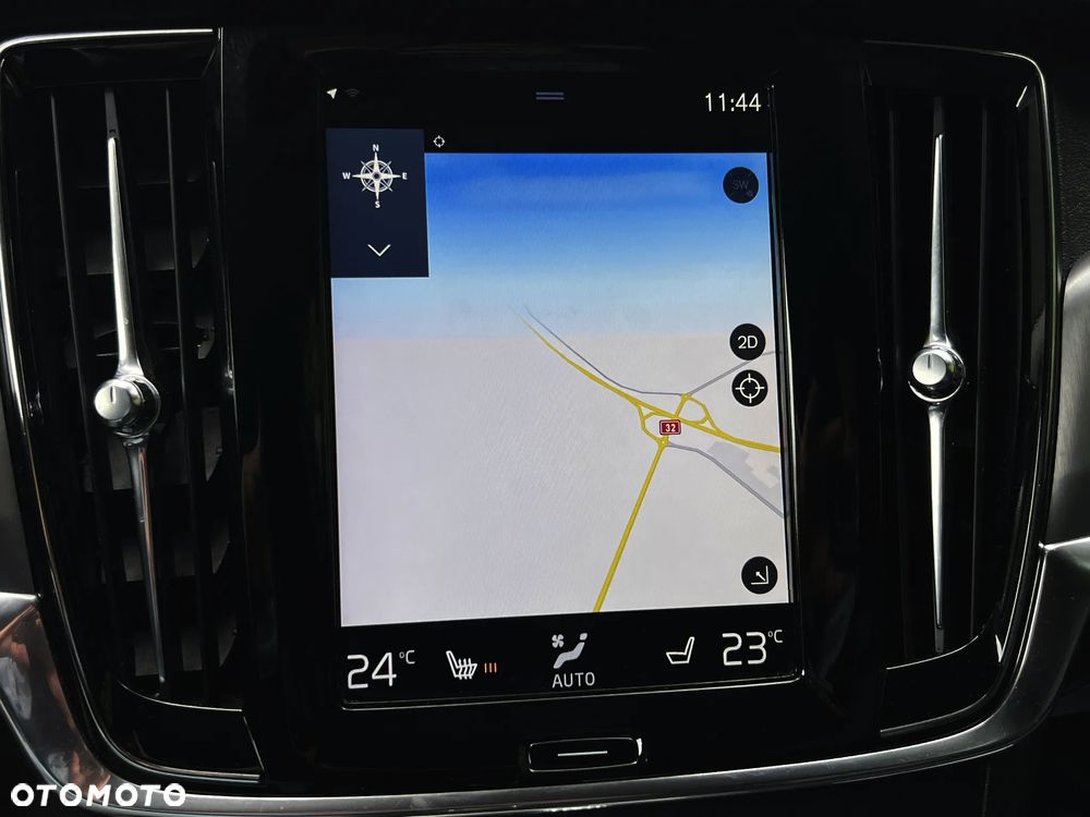 Volvo V90 D4 Geartronic - 28