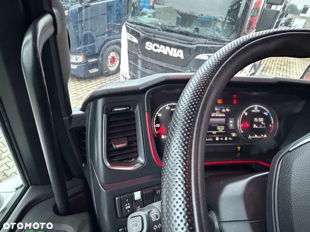Scania Scania R650 bez EGR pełna opcja palfinger epsilon Z 2x wysów 2018/19 6x4 - 36