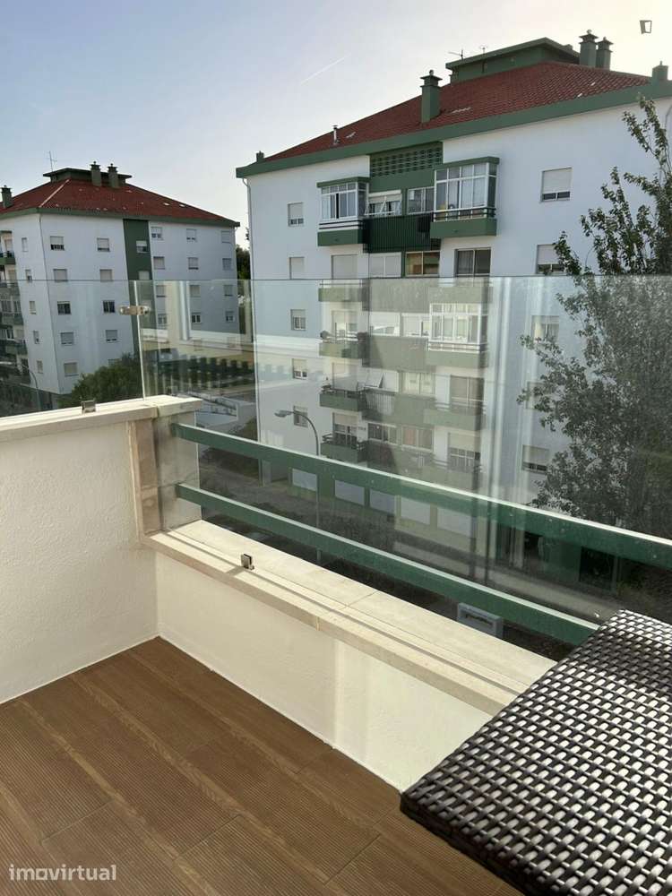 Quarto - localizado em Paço de Arcos Lisbon - Grande imagem: 3/10