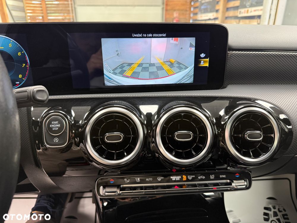 Mercedes-Benz Klasa A 250 7G-DCT - 10