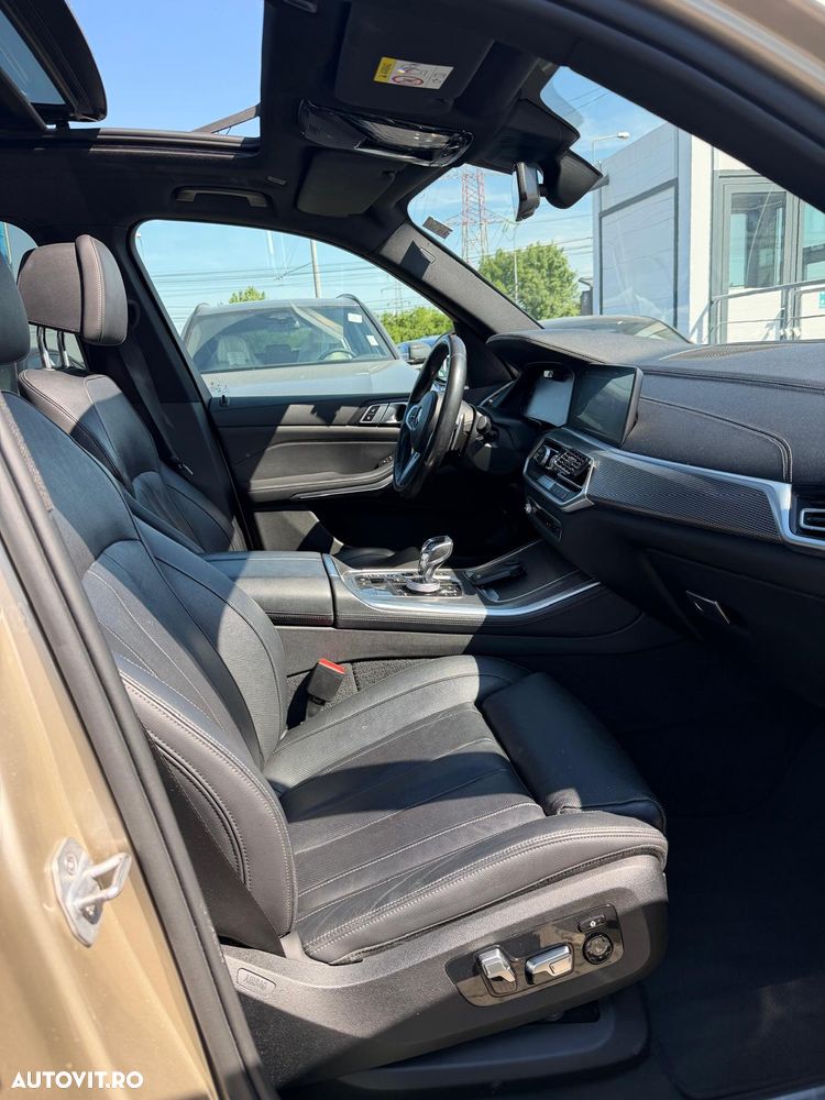 BMW X5 xDrive40i - 7