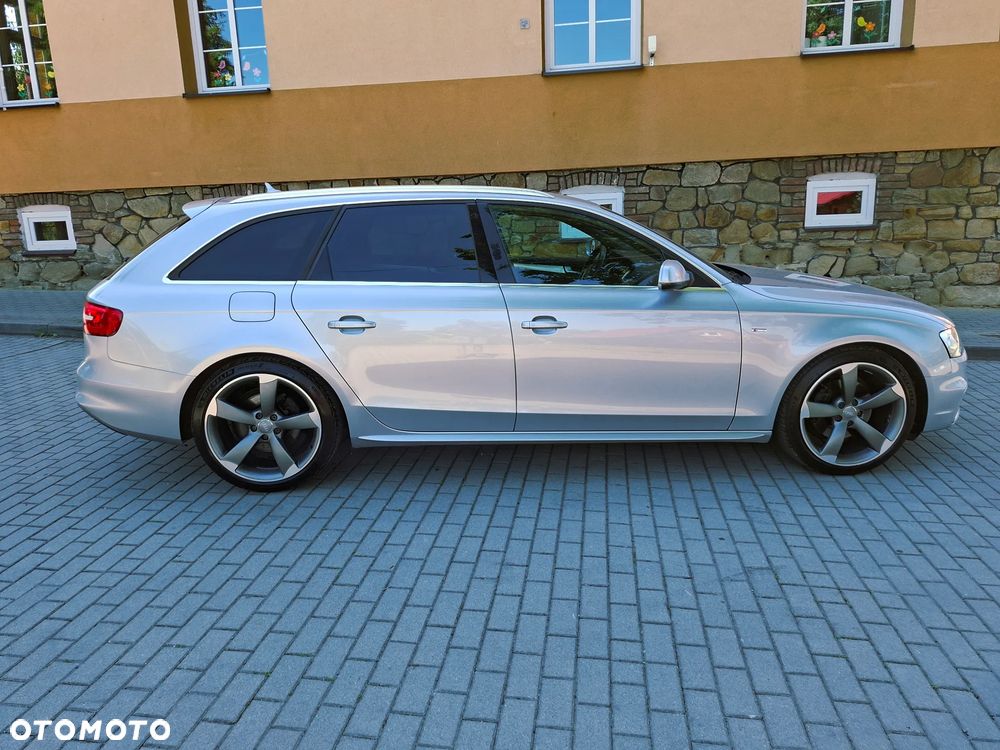 Audi A4 Avant 2.0 TDI DPF multitronic S line Sportpaket - 8
