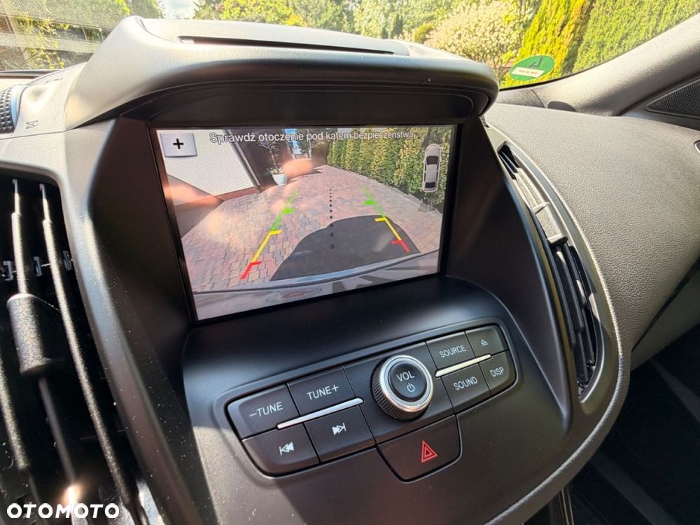Ford Kuga - 24