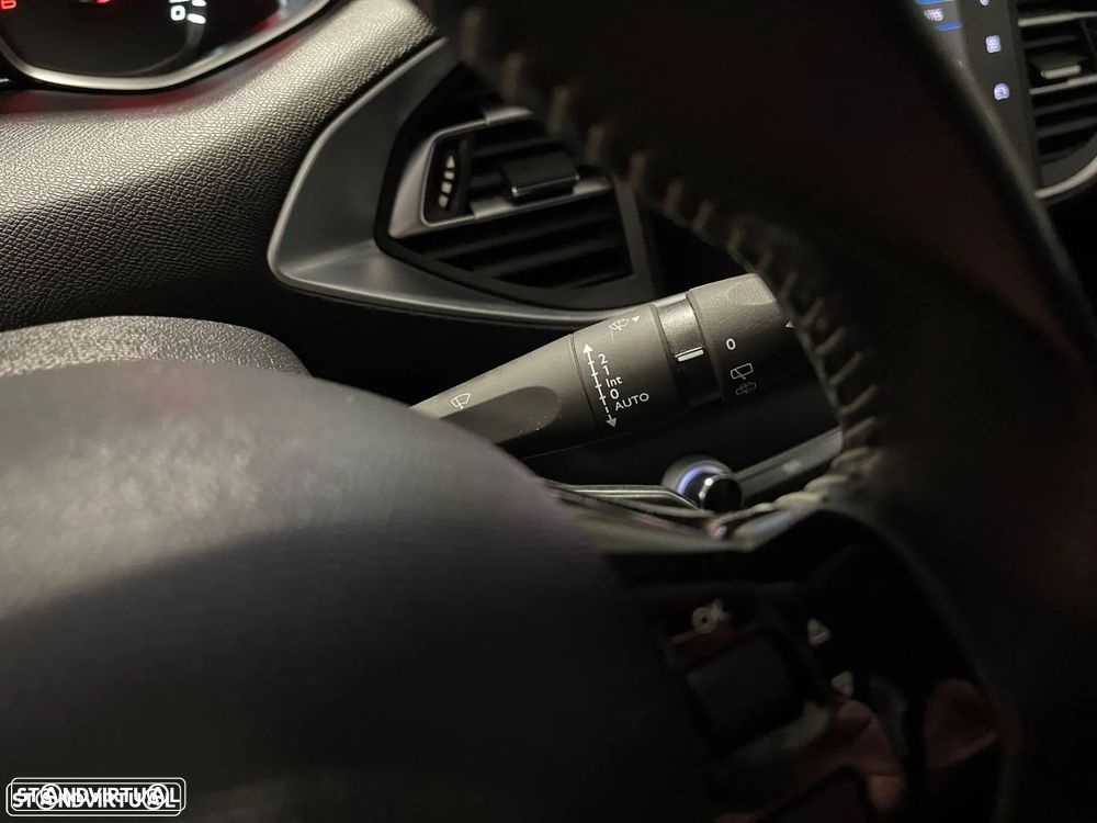 Peugeot 308 SW 1.5 BlueHDi Style - 9