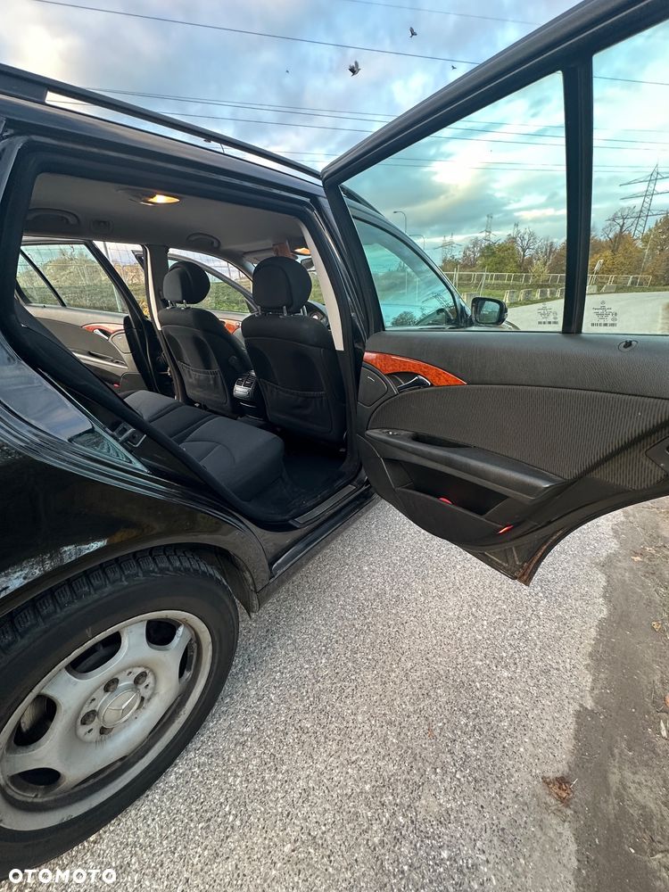 Mercedes-Benz Klasa E 220 T CDI Classic - 9